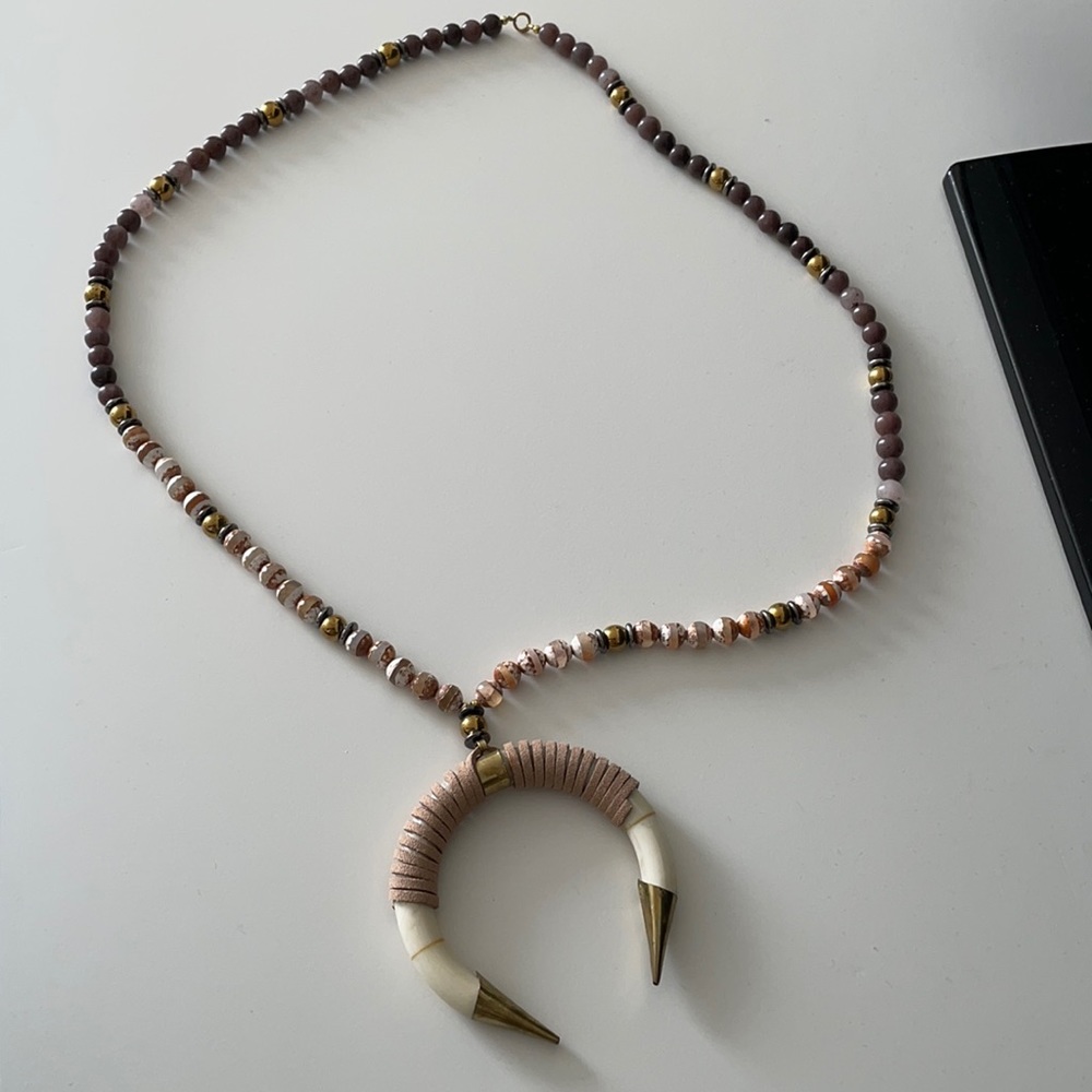 Western beaded crescent horn necklace